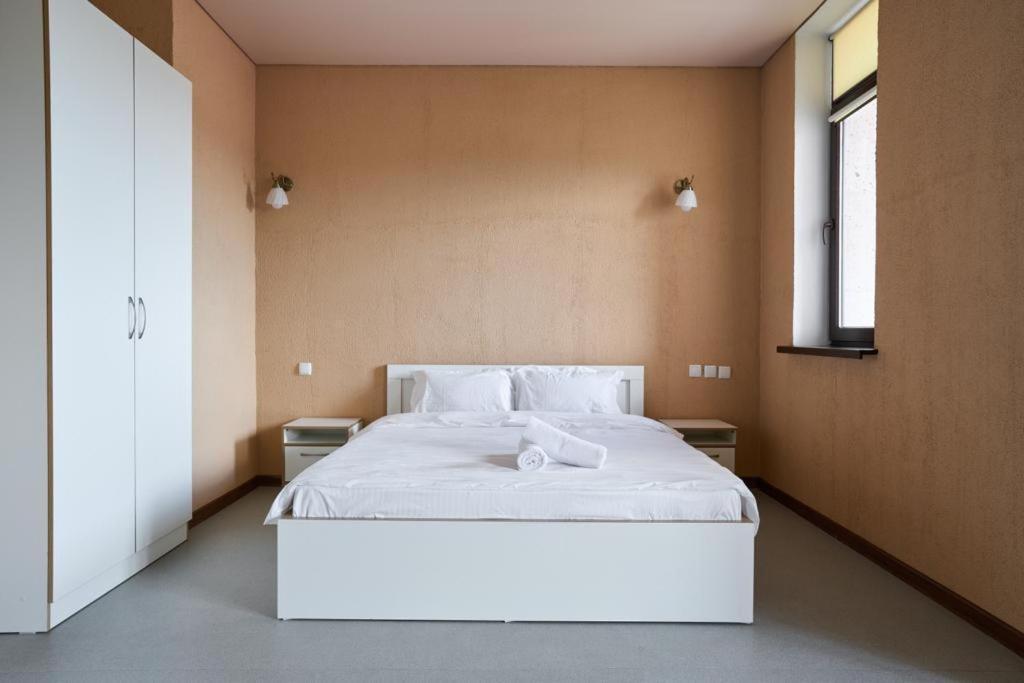 7Days Hotel Алма Ата Екстериор снимка