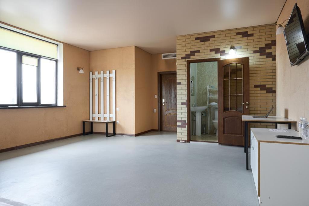 7Days Hotel Алма Ата Екстериор снимка