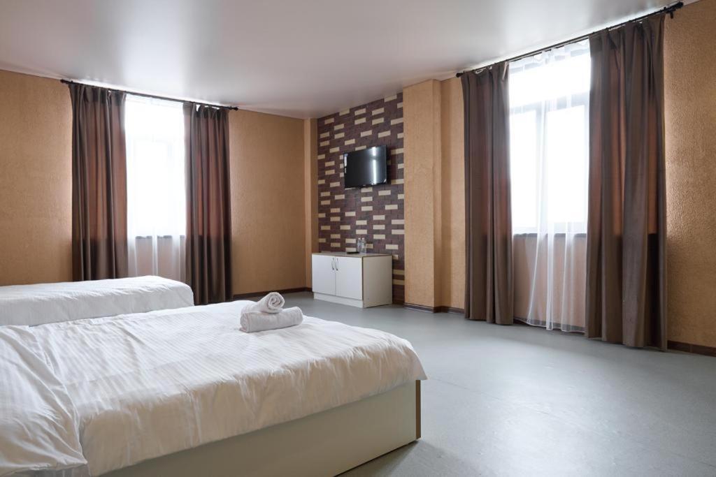 7Days Hotel Алма Ата Екстериор снимка
